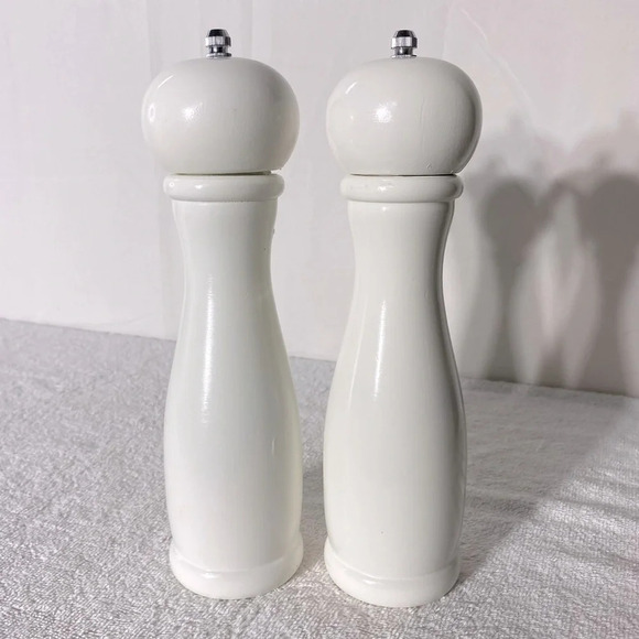White Painted Wood Salt & Pepper Mills Grinders - Picture 1 of 11
